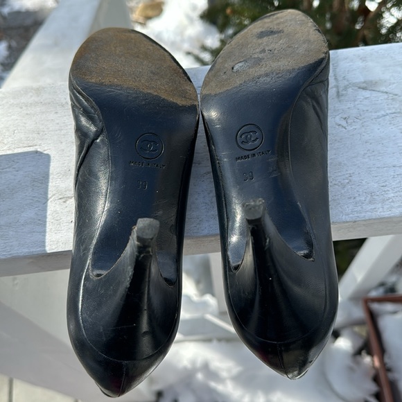 Authentic Chanel Navy Leather Pumps - Picture 6 of 6